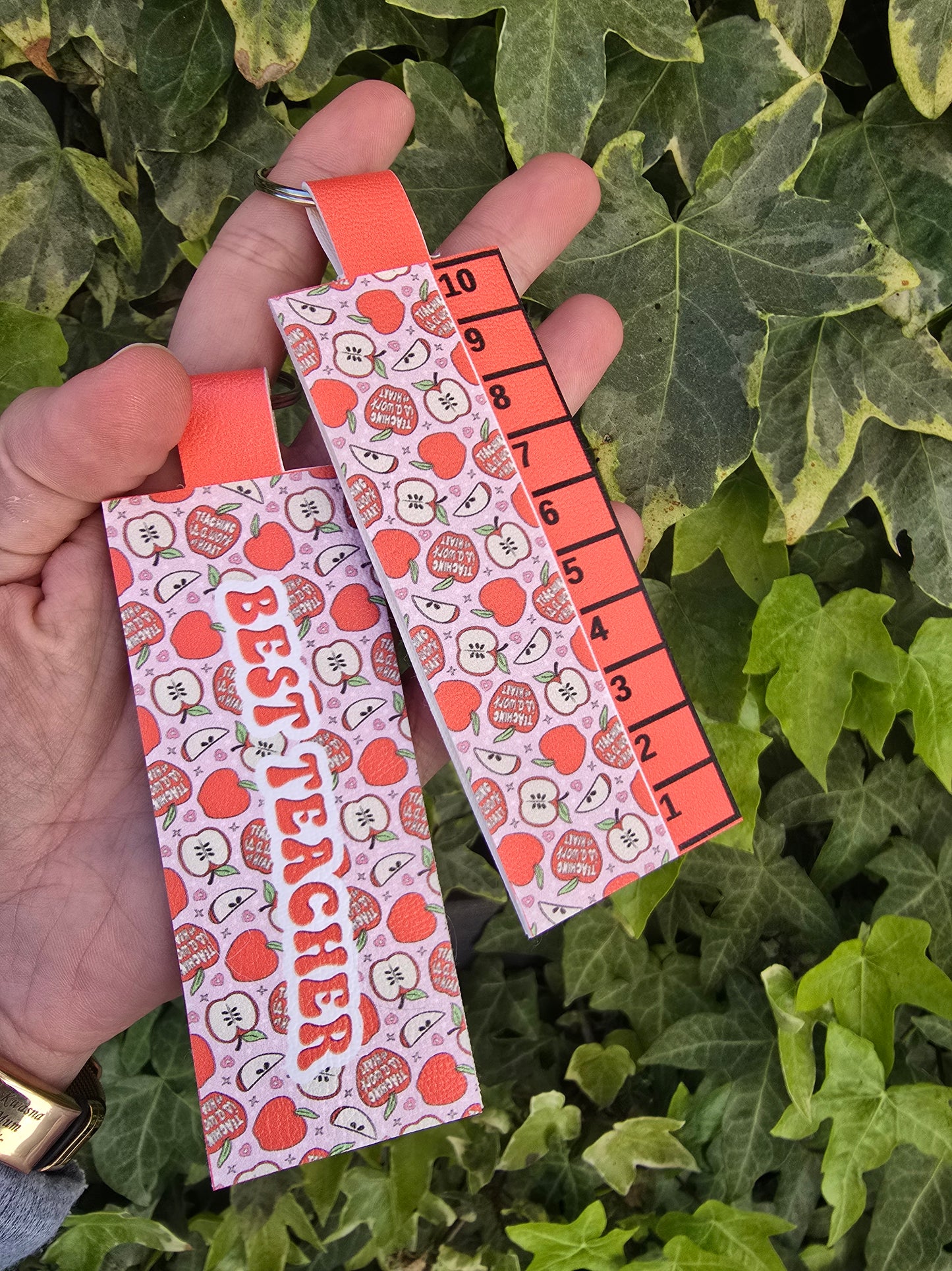 Best Teacher Apples Key Fob