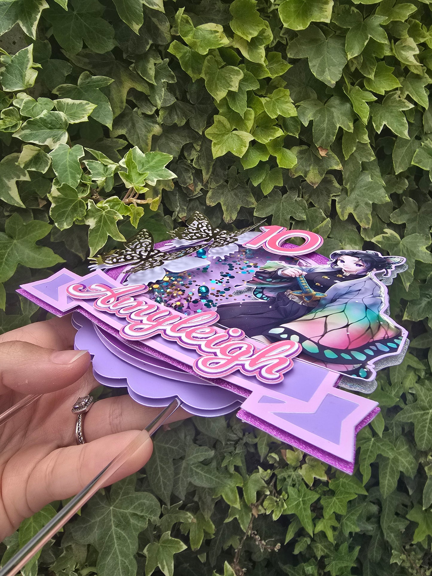 Anime Shaker Cake Topper