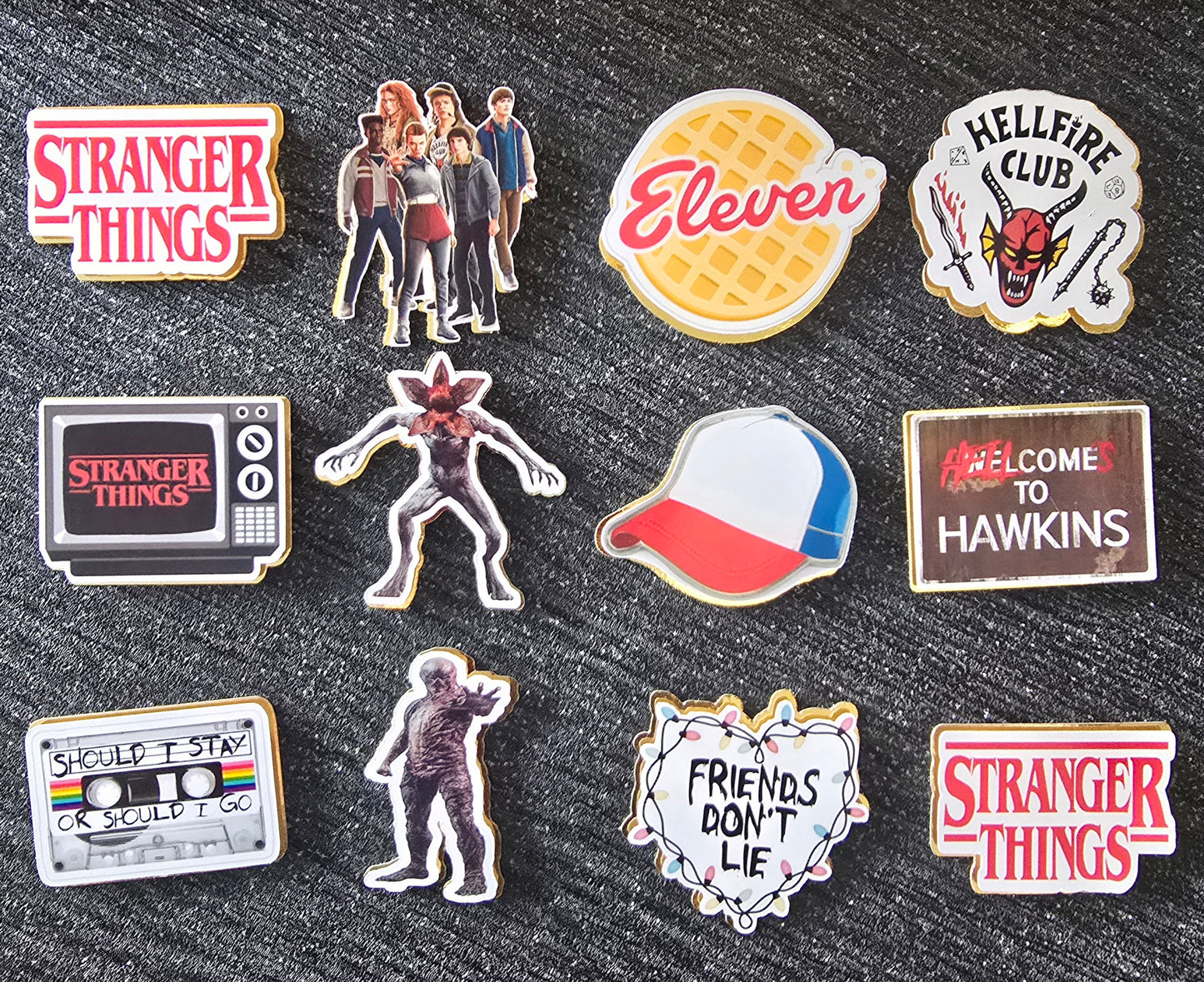 Retro Mystery TV Inspired Cupcake Topper Set 📺✨