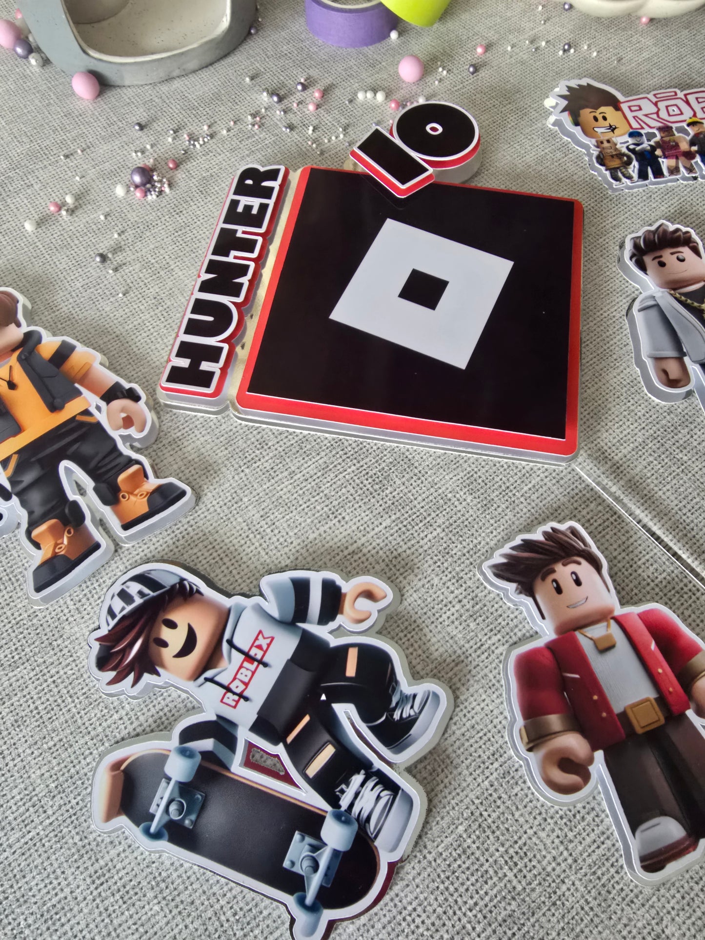 Personalised Gaming Avatar Cake Topper Set – Custom Name & Age Birthday Decorations – Gamer Party Theme