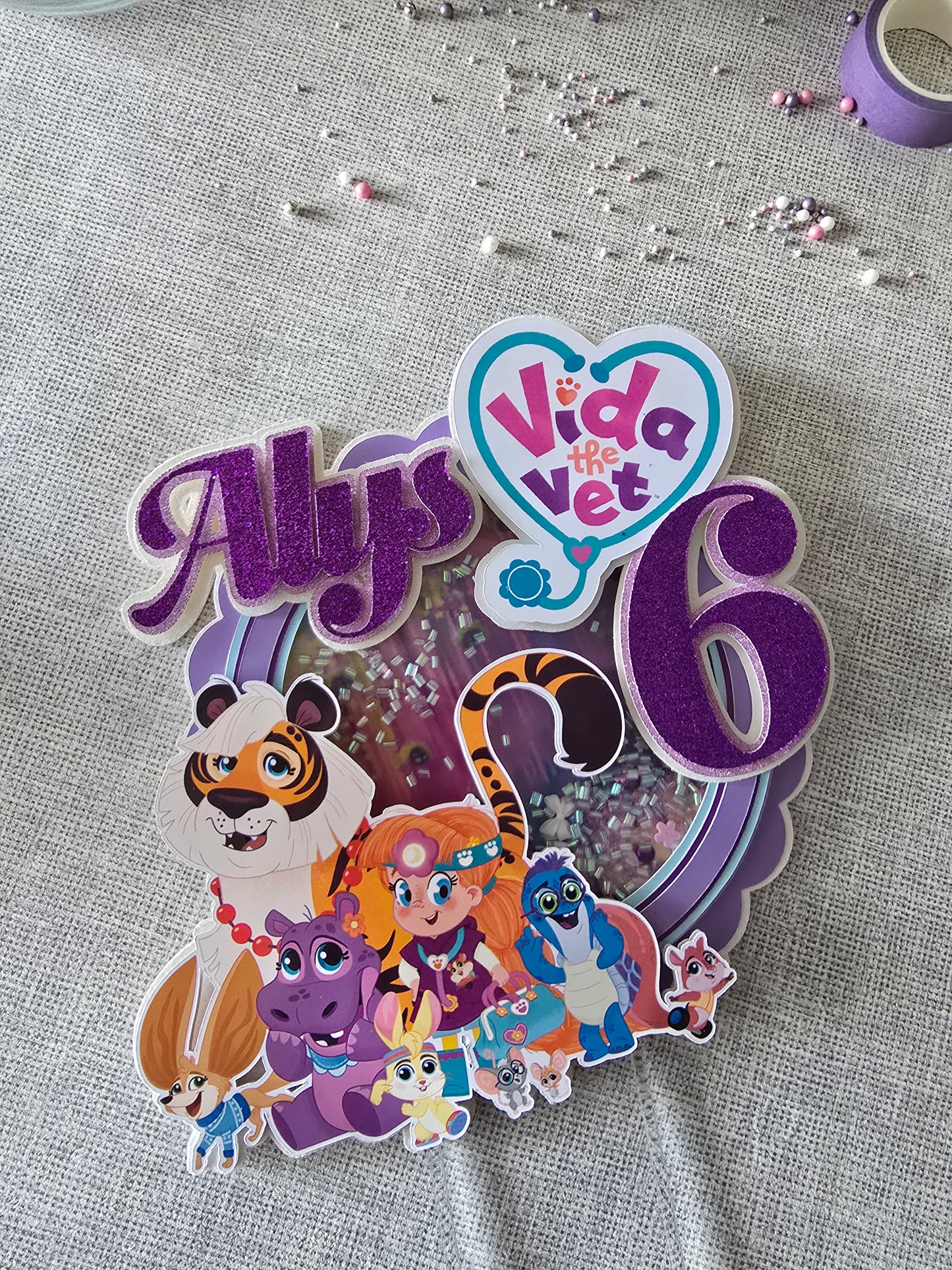 Personalised Vet Girl Cake Topper – Custom Name & Age Birthday Decoration – Animal Vet Theme Cake Topper