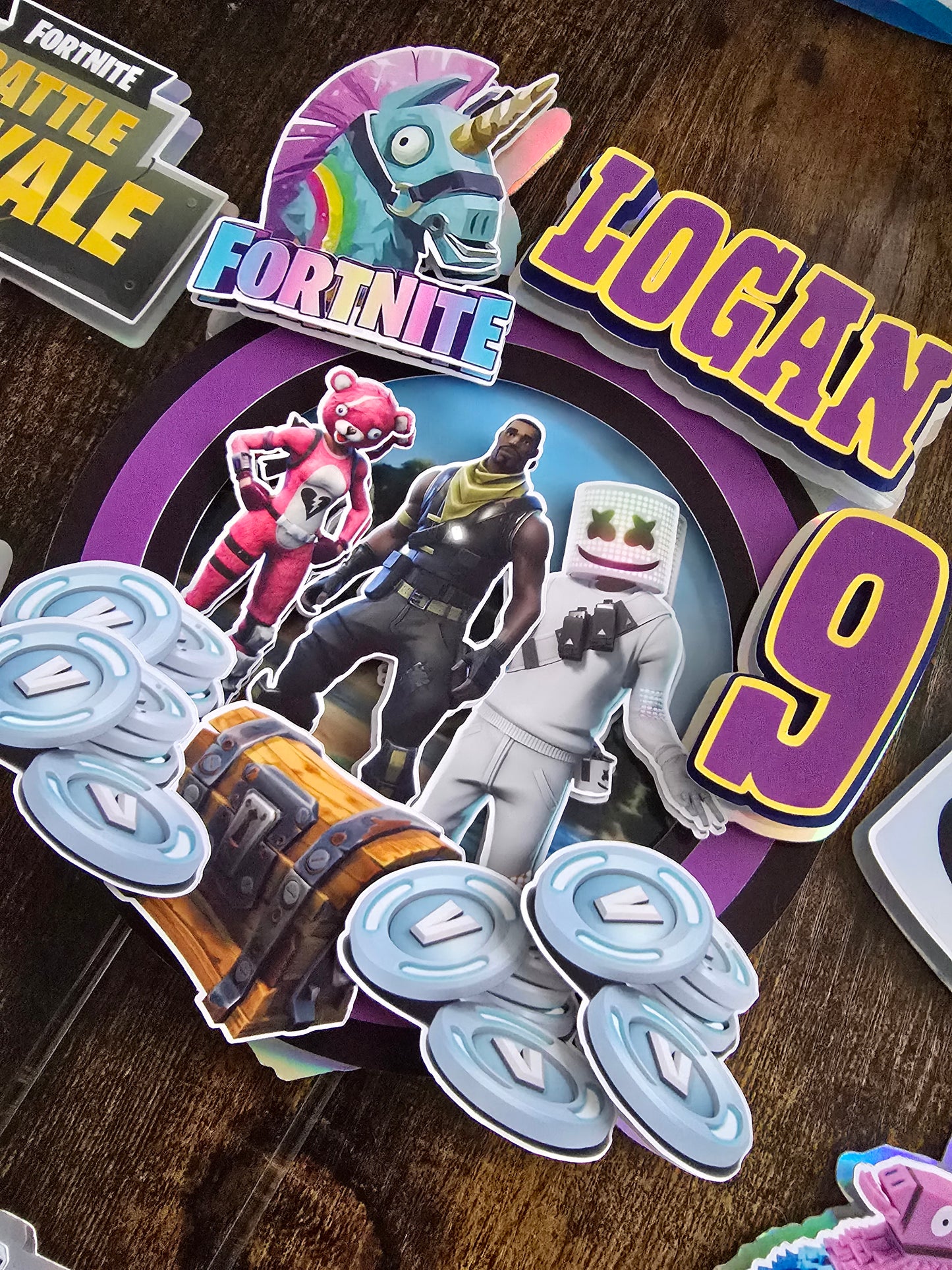 Personalised Gaming Battle Cake Topper Set – Custom Name & Age Gamer Birthday Cake Decorations – Video Game Party Cake Toppers