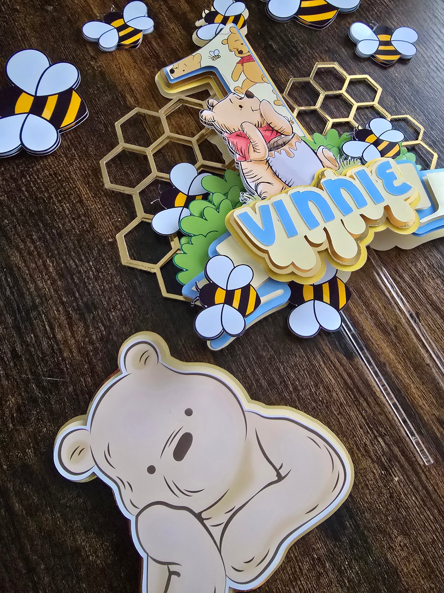 Personalised Honey Bear Cake Topper Set – Custom Name & Age Birthday Decoration – Bee Theme Party